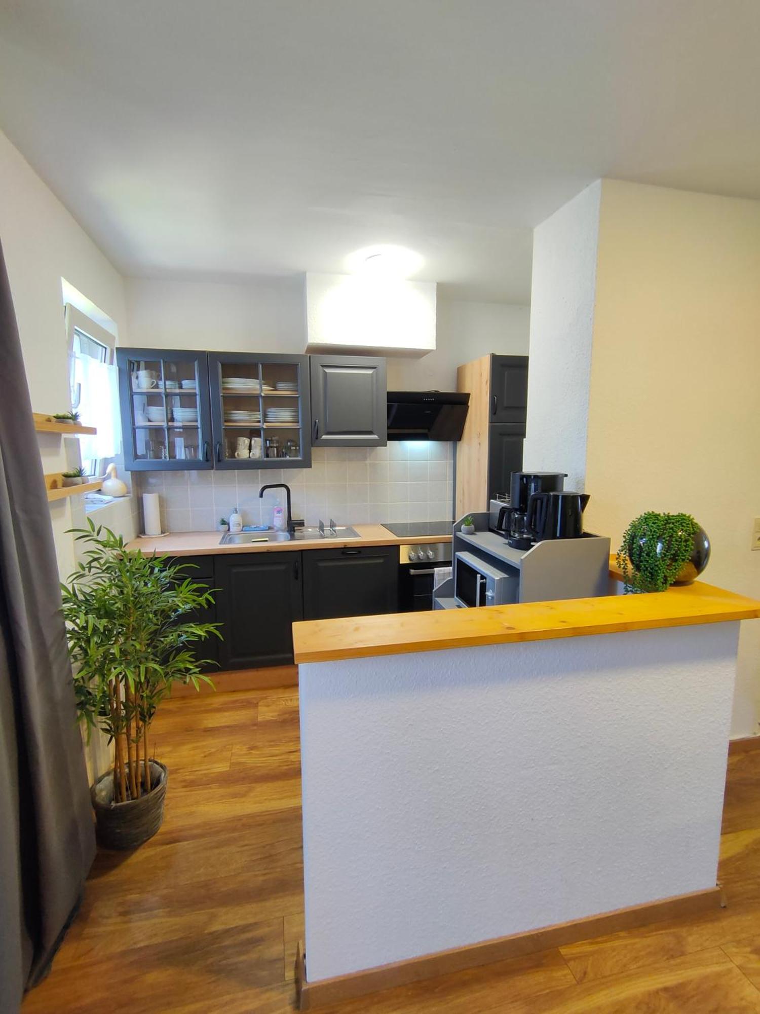 Large Central Apartment - Modern & Fully Equipped - Near Fair 쾰른 외부 사진