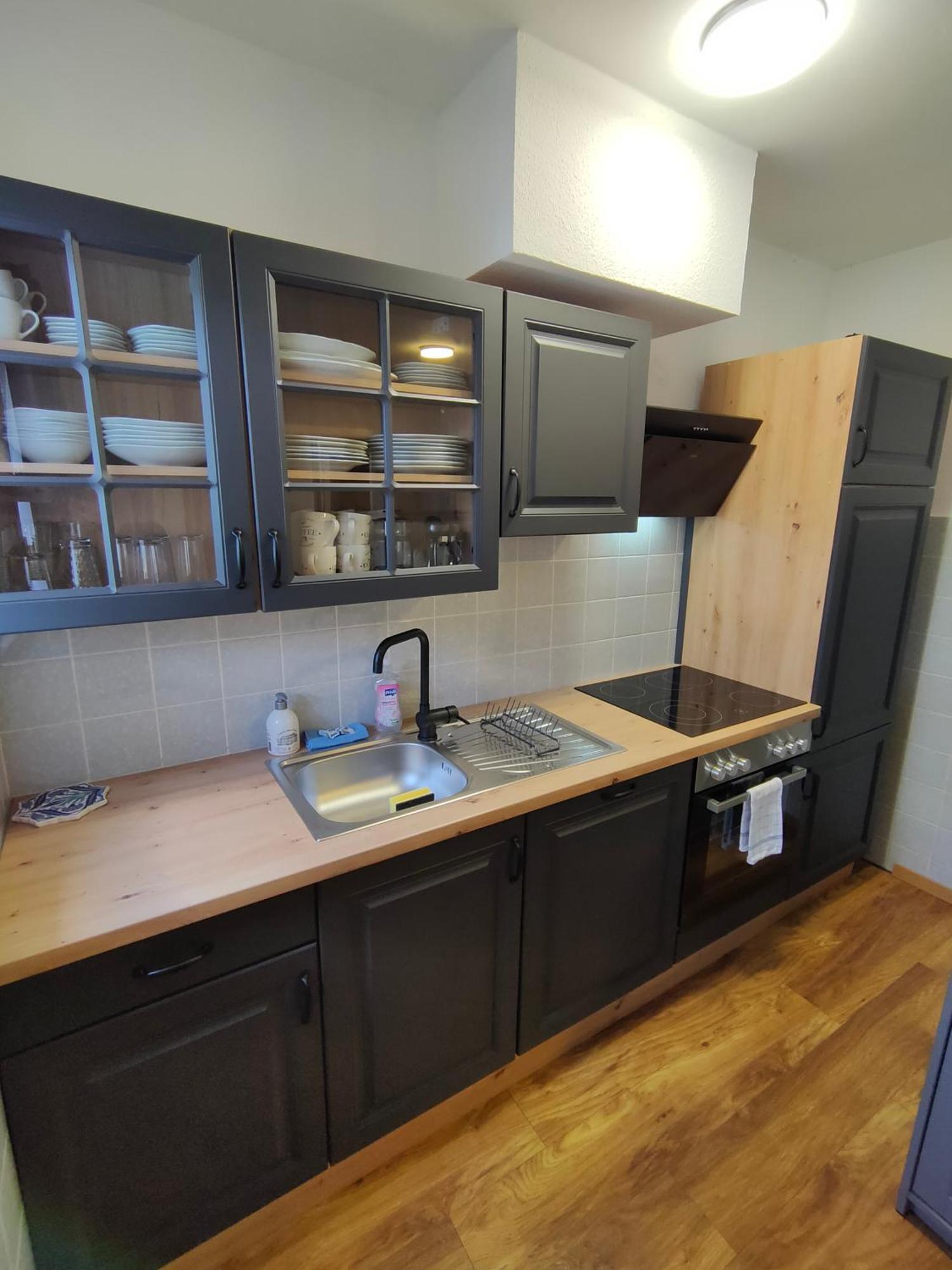 Large Central Apartment - Modern & Fully Equipped - Near Fair 쾰른 외부 사진